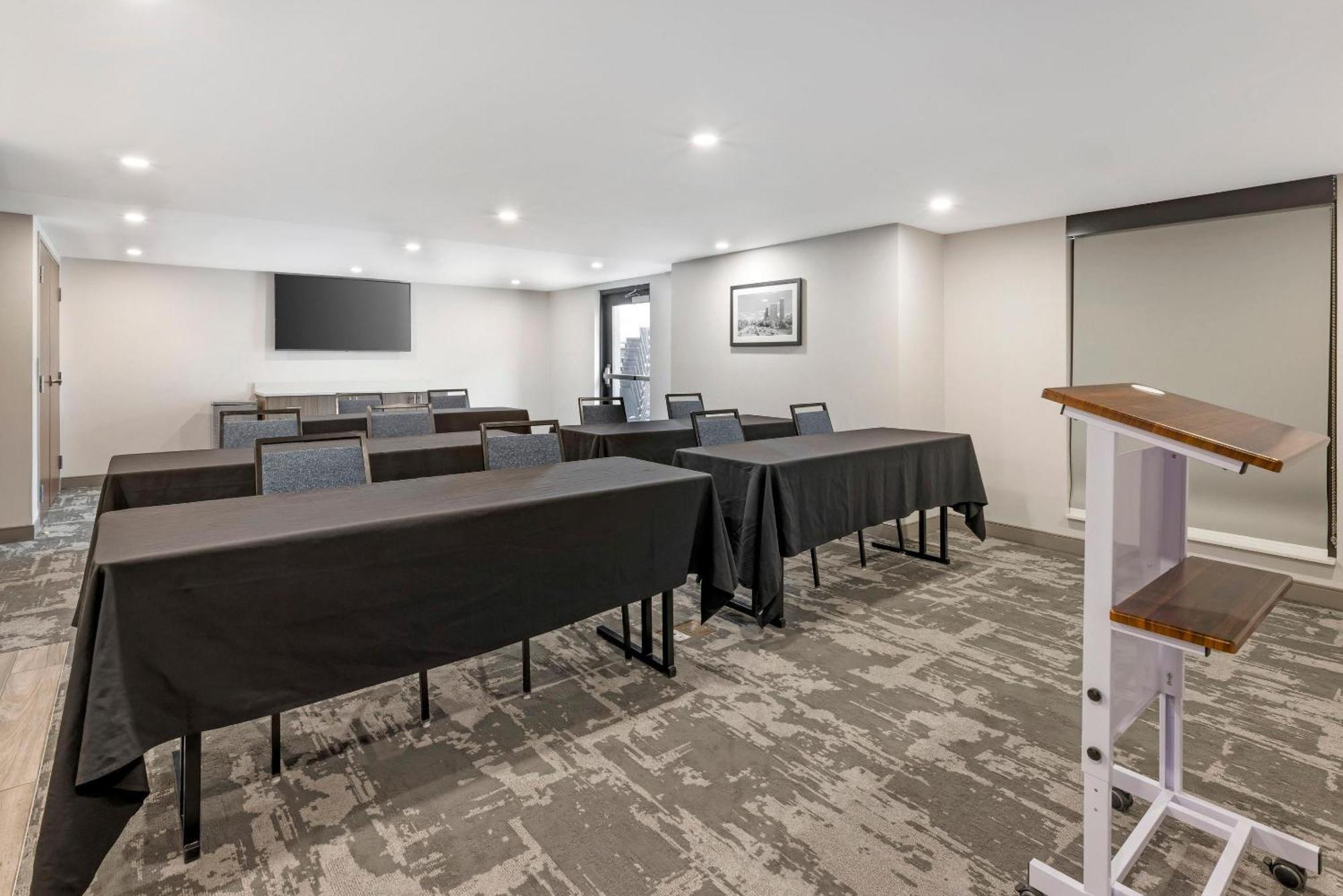 Mainstay Suites Oakbrook Terrace - Chicago מראה חיצוני תמונה